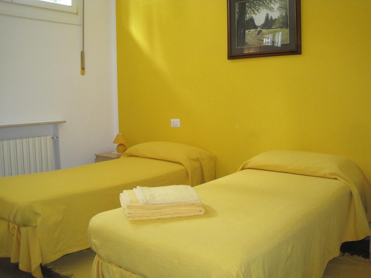 Bed&Breakfast lo Scrigno Polinago Habitación foto